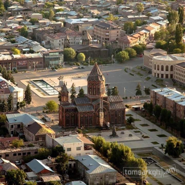 Gyumri (Urban life museum, Black Fortress, walking through the old streets), Harichavank
